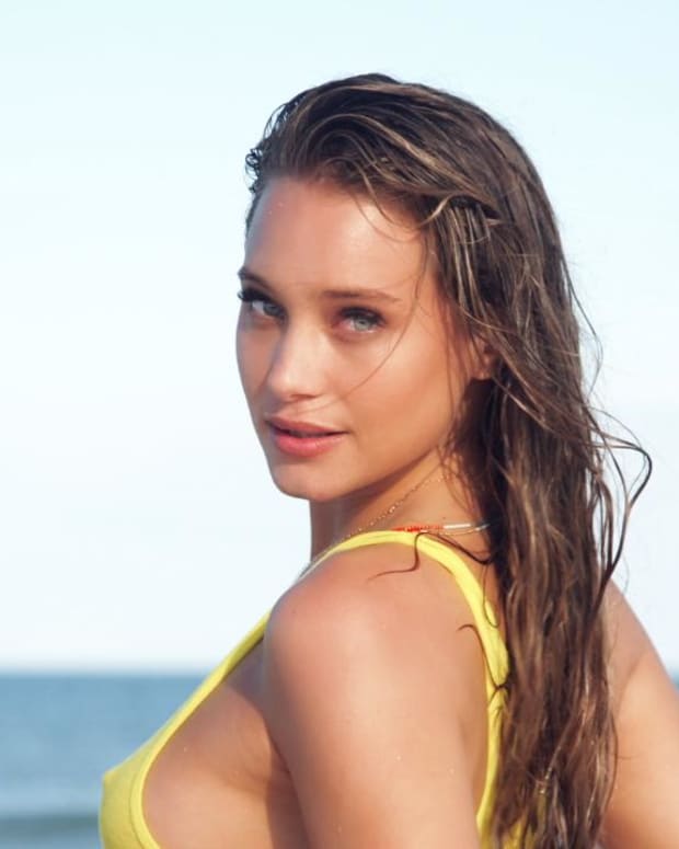 Hannah Davis Swimsuit video 2014 2157889318001_4707243995001_2943605452001-vs.jpg